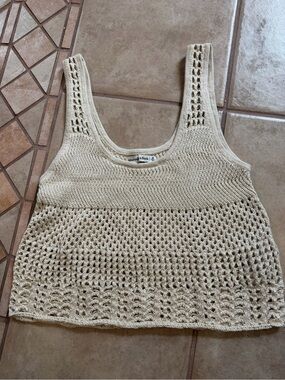 Abercrombie crochet tank size M